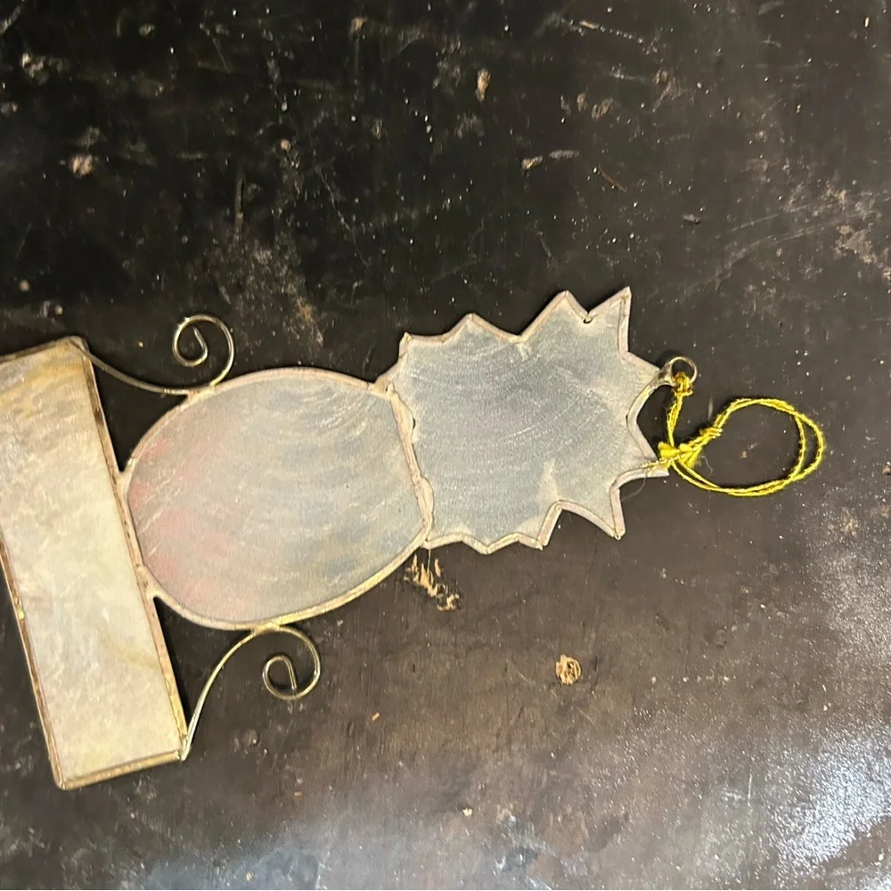 🍍Vintage Hawaii Aloha Pineapple Suncatcher Ornament –Stained Glass Retro Décor 🍍